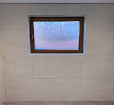 Bad_hell_mit_Fenster_01.jpg